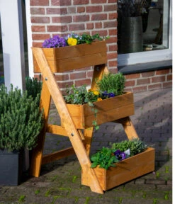 Dobar Holz-Pflanztreppe, Ca. B70/H90/T60 Cm -Gardena Store 6619621 WE MO 003 DobarPflanztreppeHolzBraun