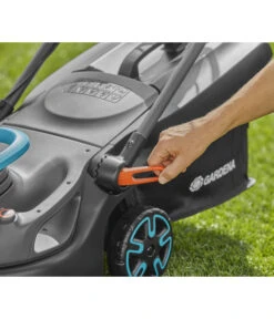 GARDENA Akku-Rasenmäher PowerMax 37/36V P4A Ready-To-Use Set -Gardena Store 6677793 WE DE 004 GardenaPowermax