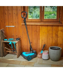 GARDENA Akku-Rasenmäher HandyMower 22/18V P4A Set, Ca. B34,5/H126/T38,5 Cm 32 GARDENA Akku-Rasenmäher HandyMower 22/18V P4A Set, Ca. B34,5/H126/T38,5 Cm -Gardena Store 6725923 WE MO 011 GARDENAAkkuRasenmaeherHandyMower2218VP4ASet 1