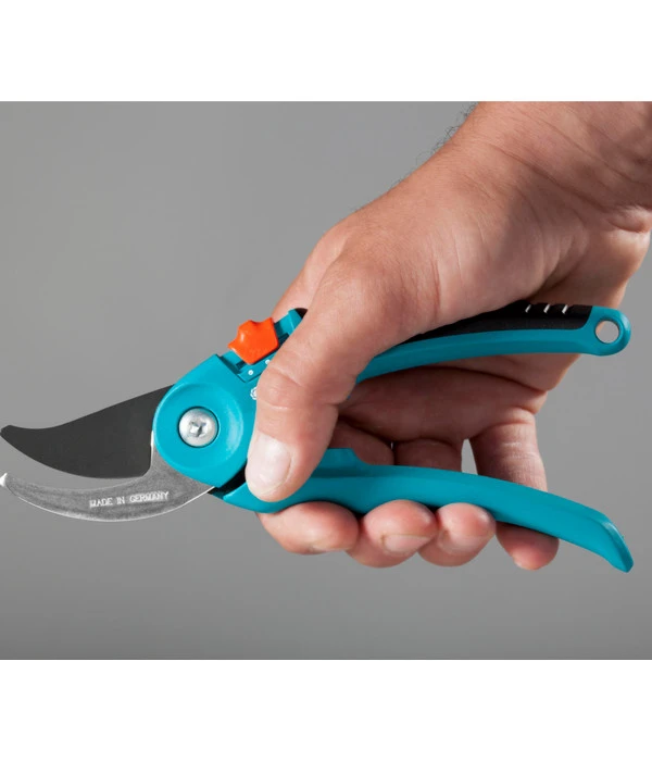 GARDENA Bypass Gartenschere B/S-M 4 GARDENA Bypass Gartenschere B/S-M – Bild 4