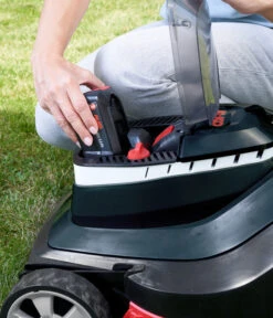 AL-KO Akku-Rasenmäher 38.2 LI Comfort, Inkl. 2 Akkus -Gardena Store 6942593 WE DE 006 AkkuRasenmaeherComfort
